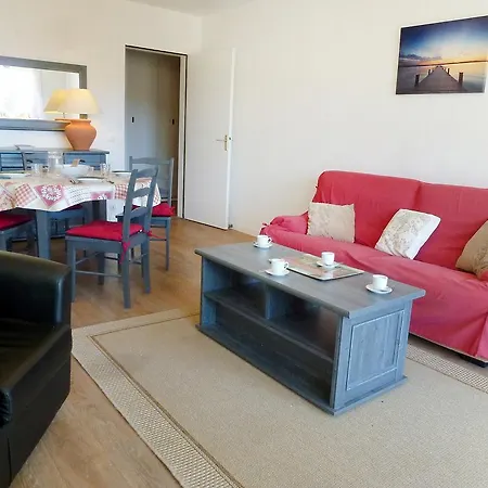 Apartment Sevigne *