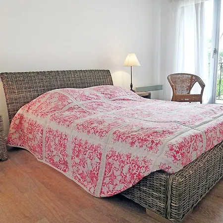 Apartment Sevigne
