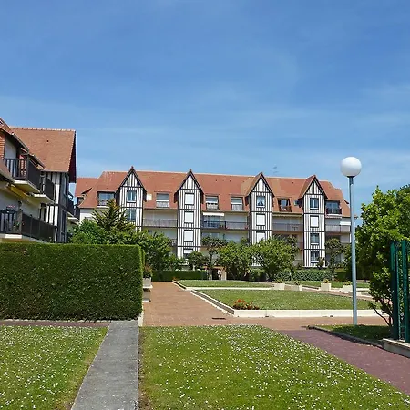 Apartment Sevigne *